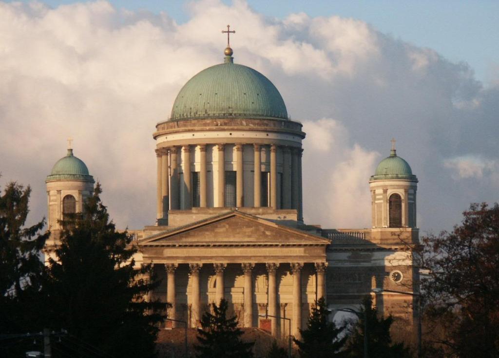 Hotel Szent Kristof Panzio Esztergom Zimmer foto
