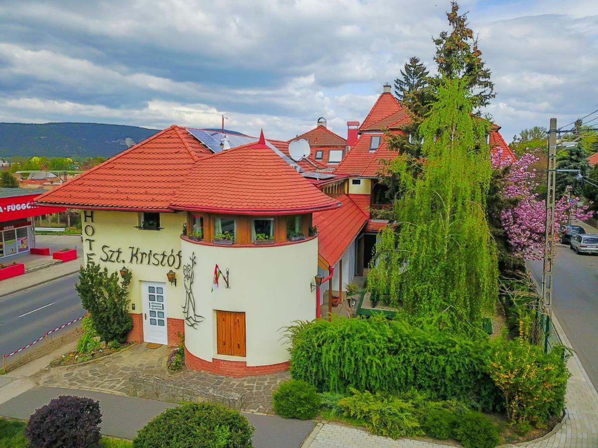 Hotel Szent Kristof Panzio Esztergom Exterior foto